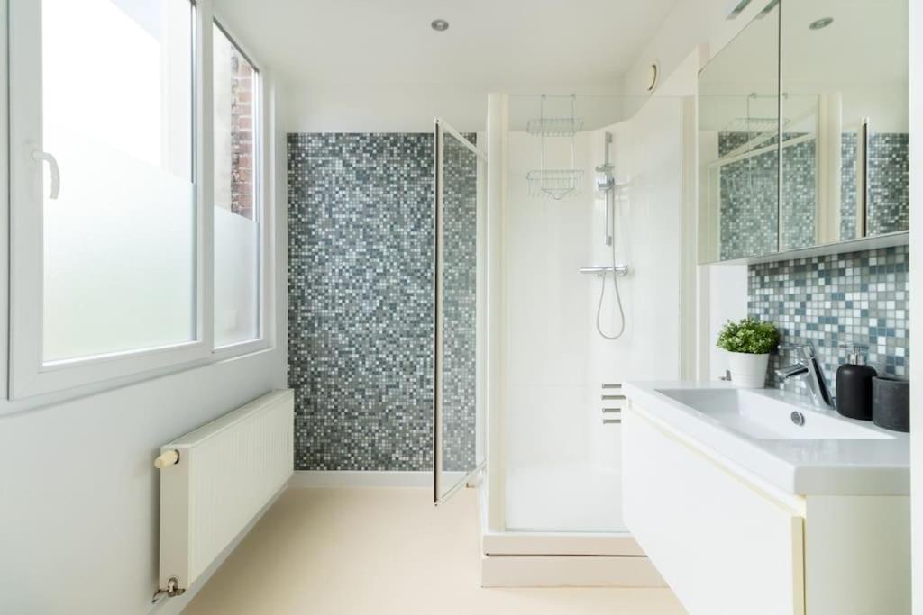 Bright, Spacious & Perfectly Located In The Heart Of Gent