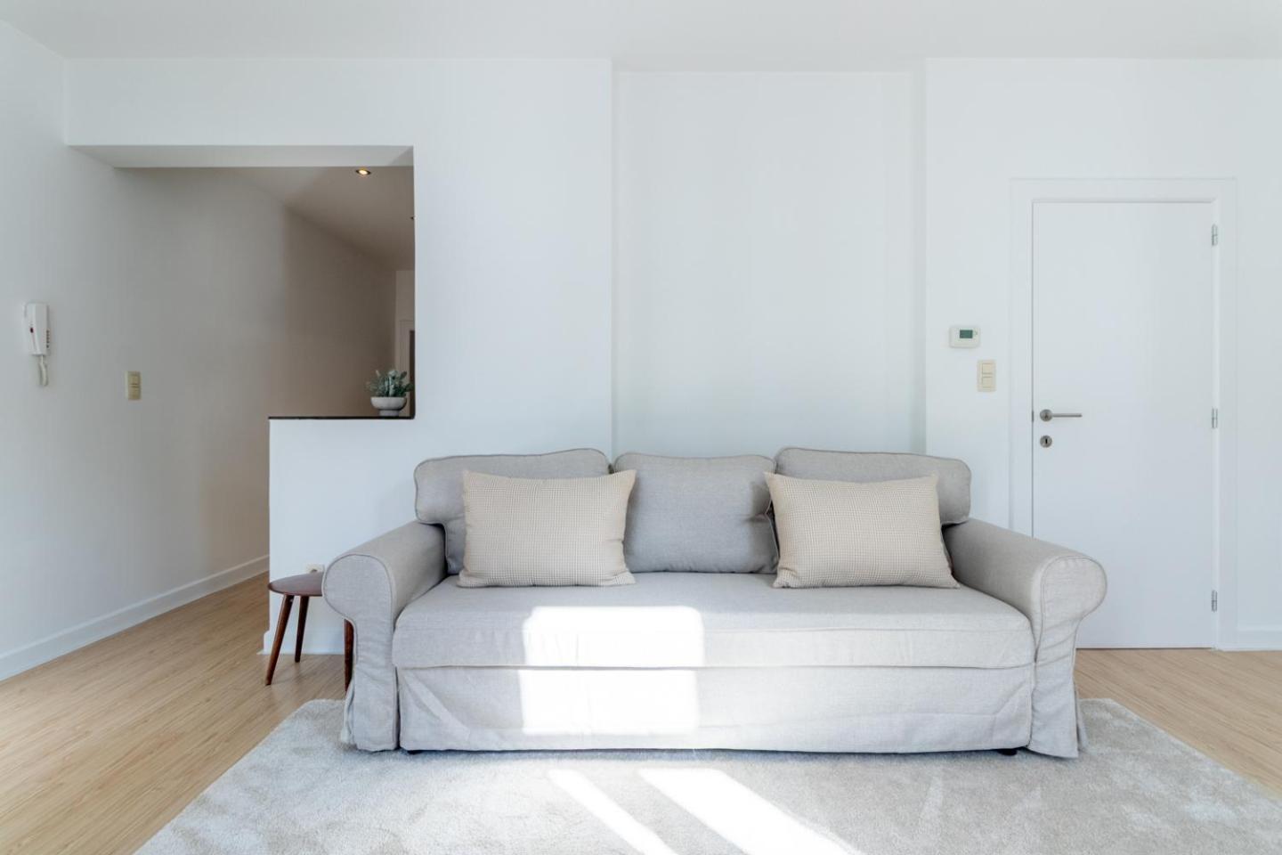 Bright, Spacious & Perfectly Located In The Heart Of * Gent