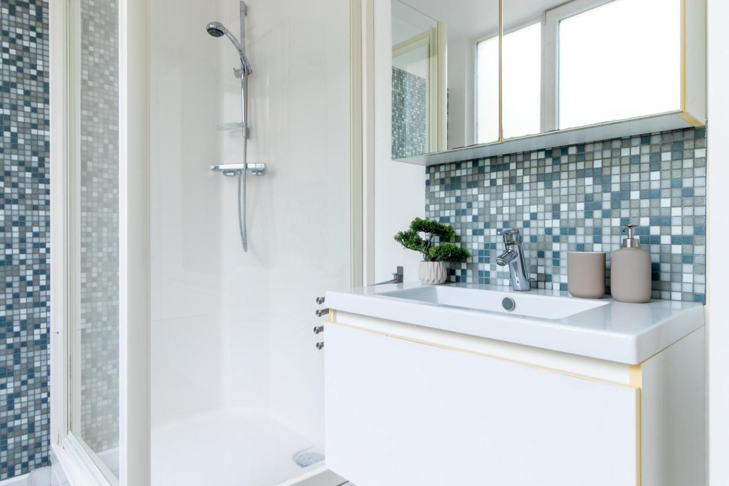 Bright, Spacious & Perfectly Located In The Heart Of Gent